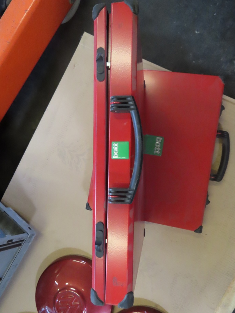 2 Koffer Bott rot