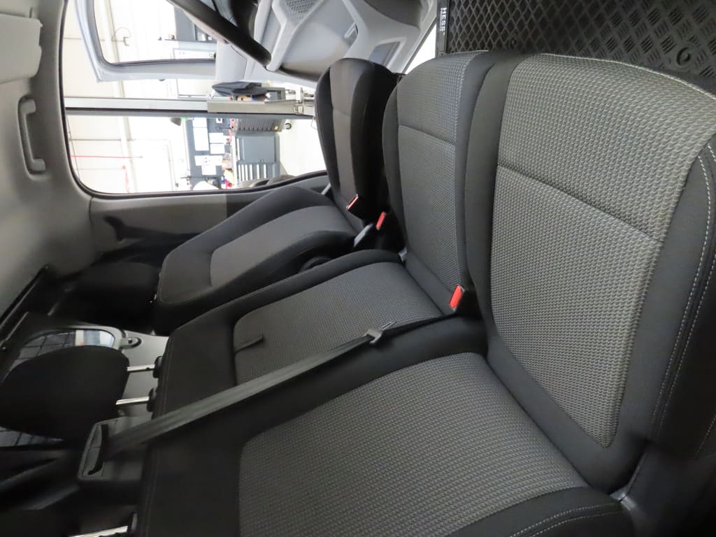 Sitzbank VW Transporter/ Ford Costumer-Occasion