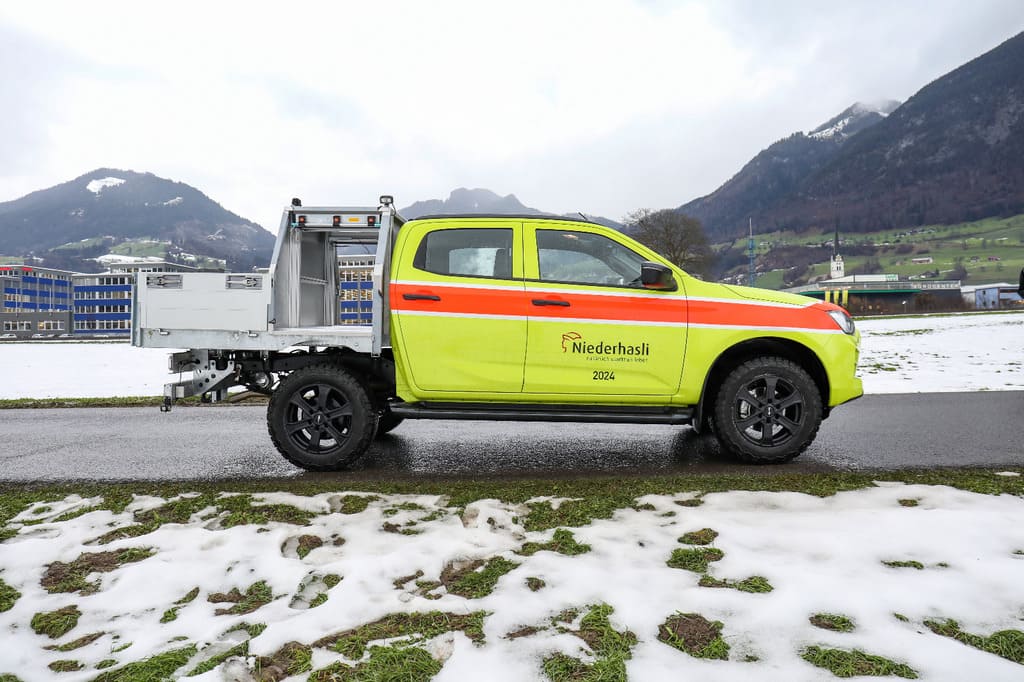 VB-SA R ISUZU D-MAX BTFR/BTFS CAMPE