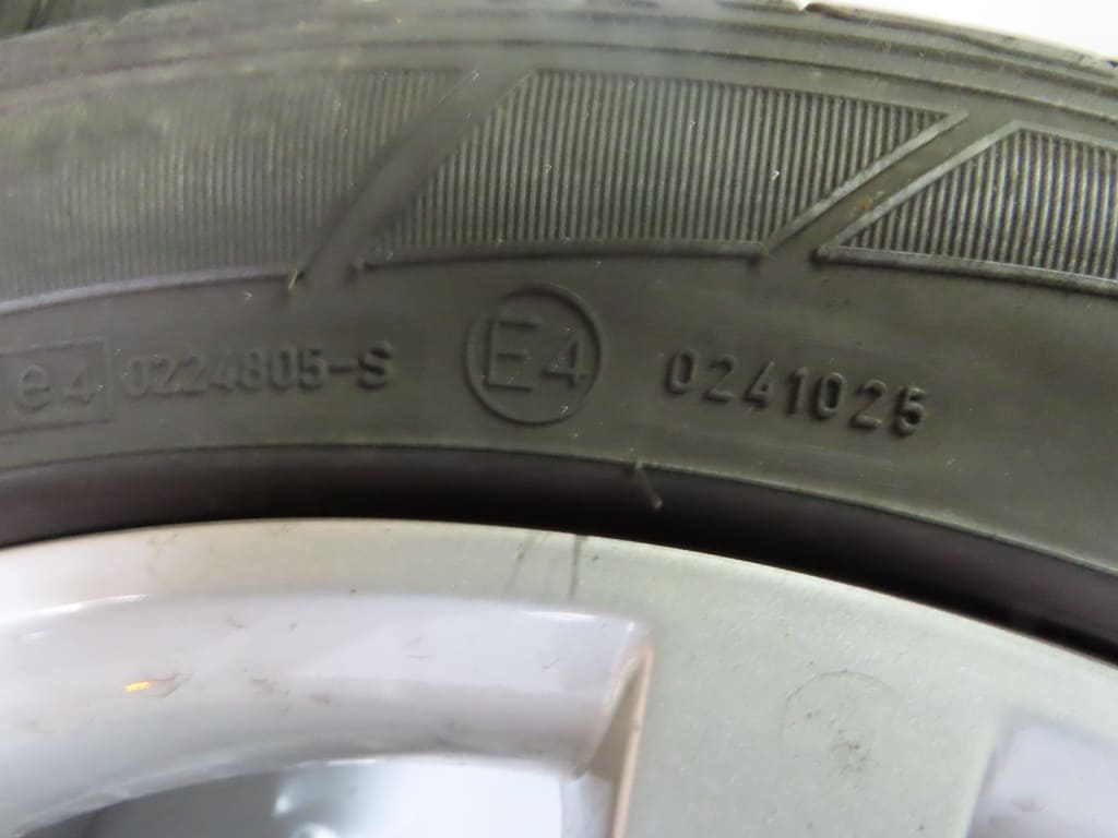 Radsatz Wrangler Goodyear All Rerrain Adventure inkl. Schraubenn