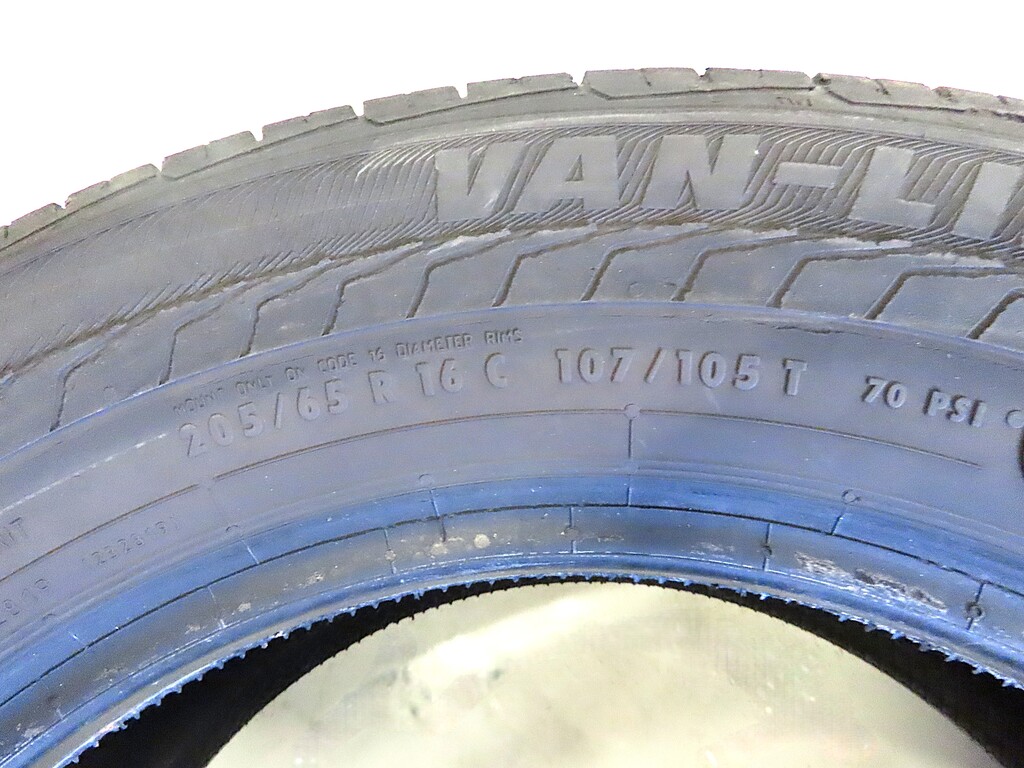 Sommerrad Semperit Van-Life 2