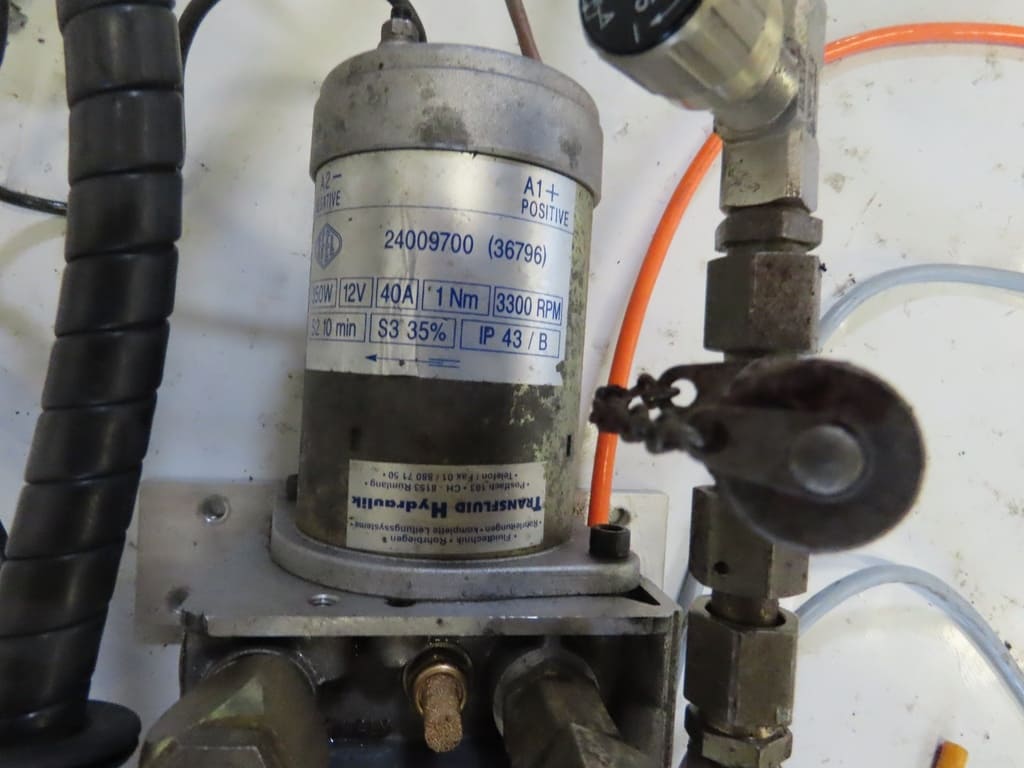 Hydraulikmotor mit Hubzylinder-Occasion