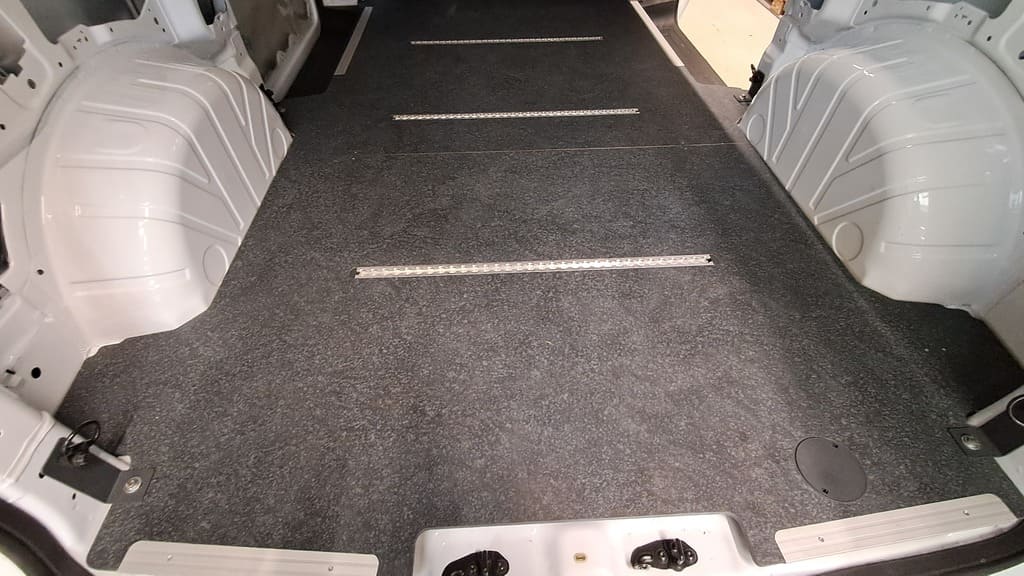 Laderaumboden 2 teilig für Ford Transit Custom 2023