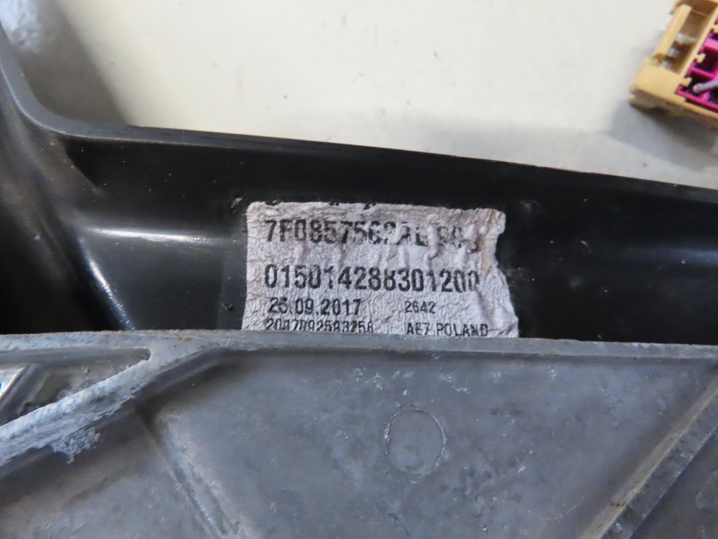 Spiegelhalterung VW T5/T6 (Beifahrerseite)