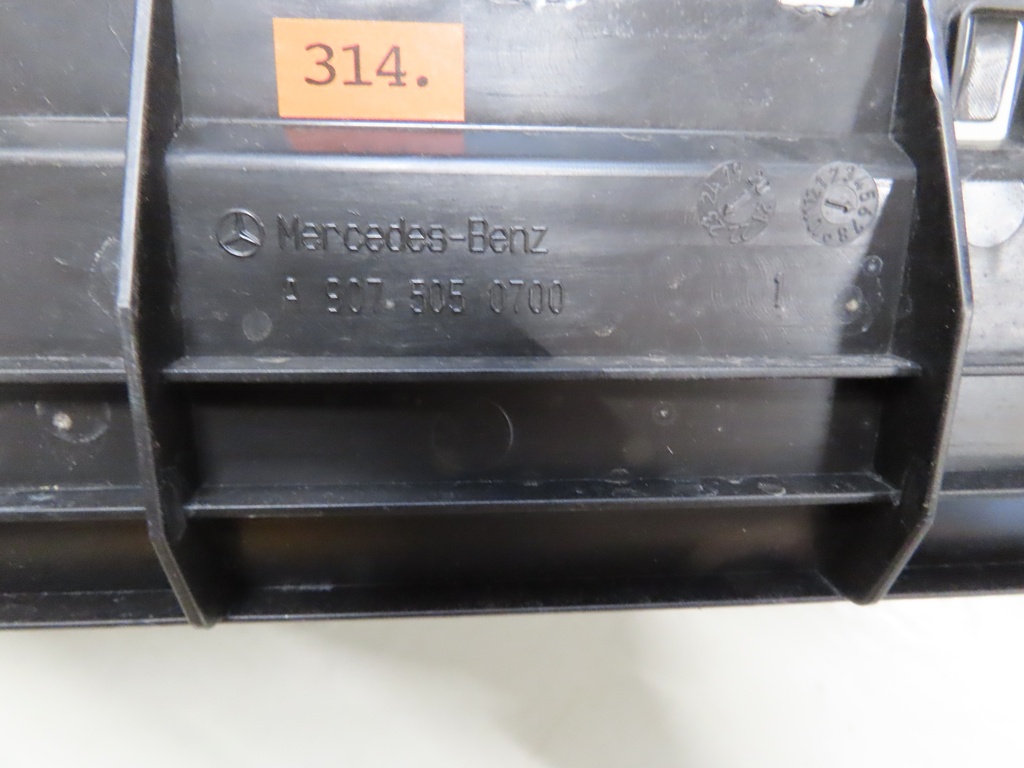 Abdeckung für Kühler Mercedes Sprinter