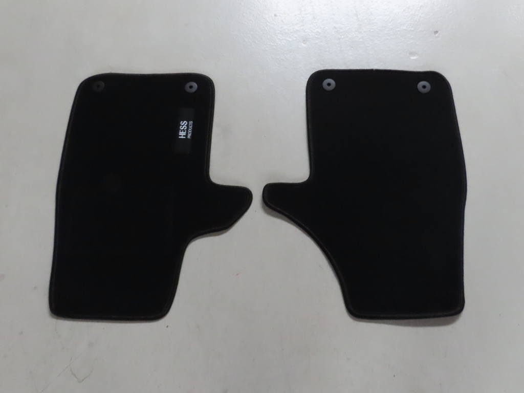 2 Fussmatten VW T6 (Vorne/2-Teilig) Hess – Occasion